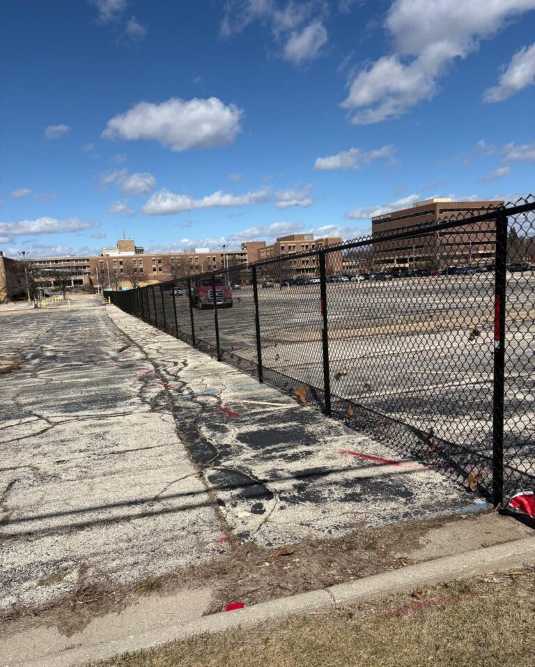 Commercial Chain Link Fence Installation in Elgin IL
