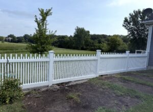 Custom Fence in Elgin IL